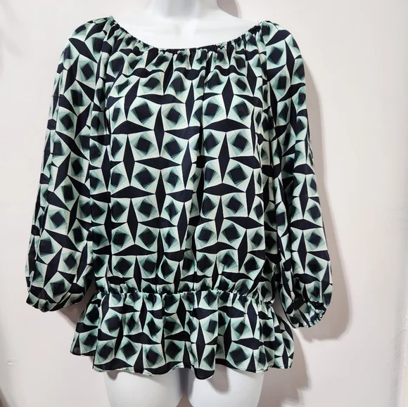 Vince Camuto Blouse - Picture 2 of 7